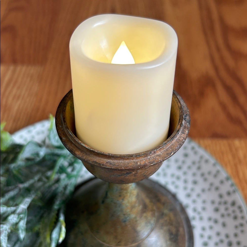 Rustic Candle Holder with Plate and Faux Flowers - Picture 3 of 7